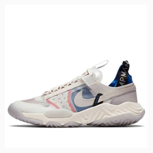 Air Jordan Nike Delta Breathe Tech White Tênis De Corrida Feminino Branco Azuis Vermelhas | JD-916UQ